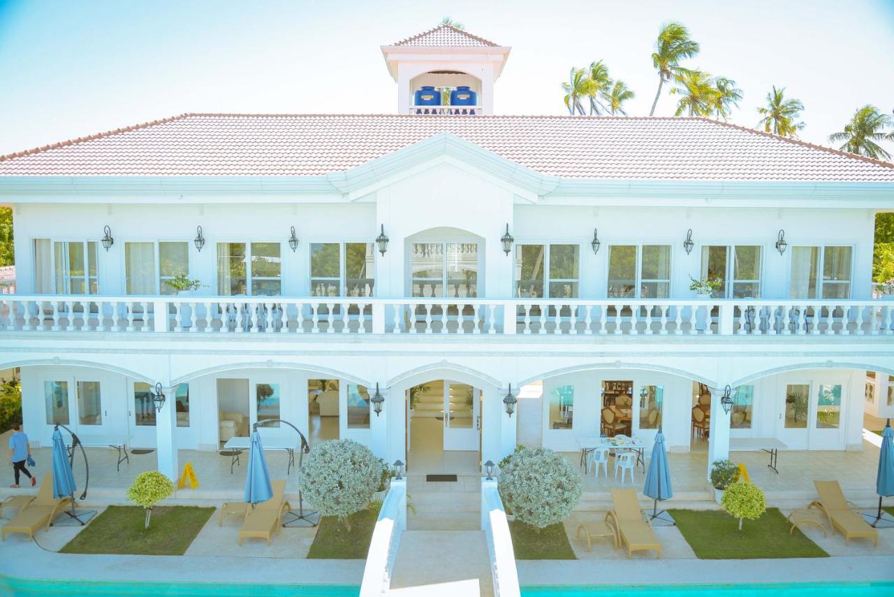 Casablanca By The Sea Hotel Olango Island Exterior photo