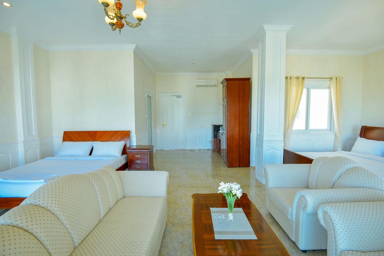 Casablanca By The Sea Hotel Olango Island Exterior photo