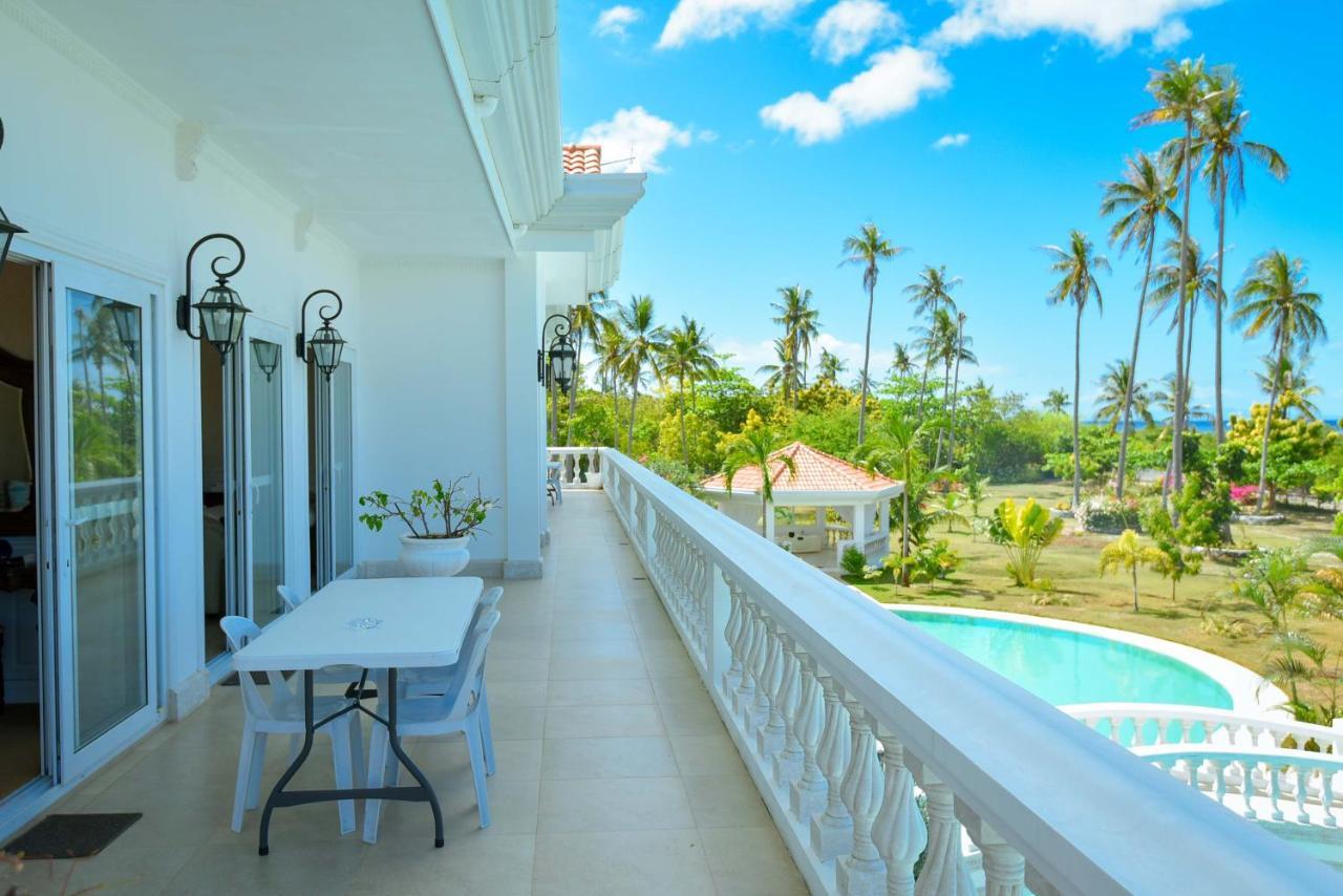 Casablanca By The Sea Hotel Olango Island Exterior photo