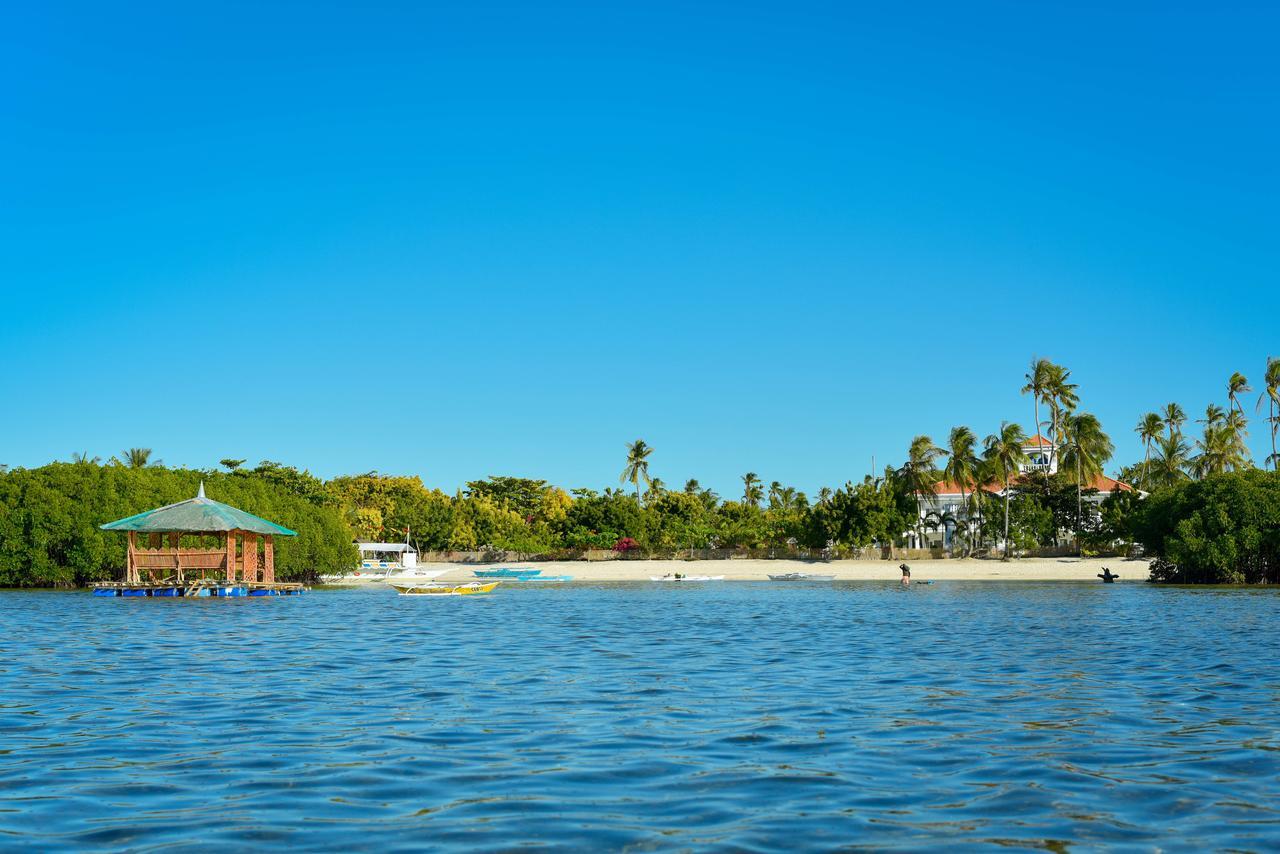 Casablanca By The Sea Hotel Olango Island Exterior photo